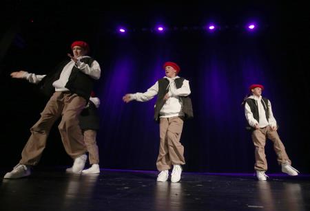 PLESNA REVIJA 13 FOTO LJUBO VUKELIČ